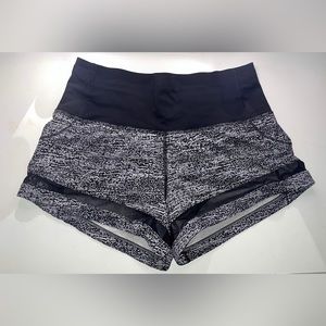 Lululemon High-Rise Lined Short, 2.5 inch